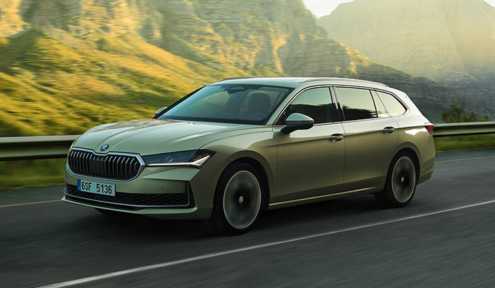 Skoda_Superb_estate_1